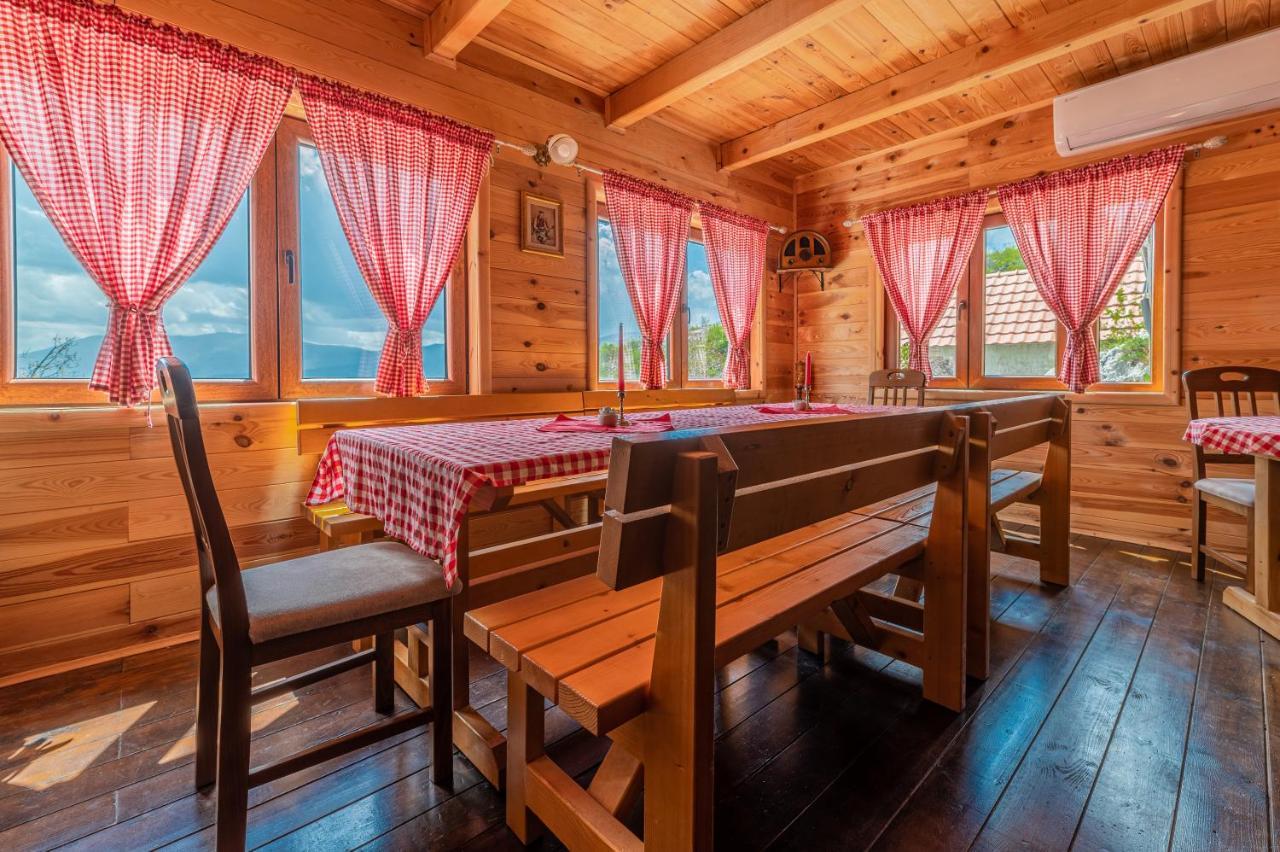 Holiday Village Ostrog Nikšić Екстериор снимка