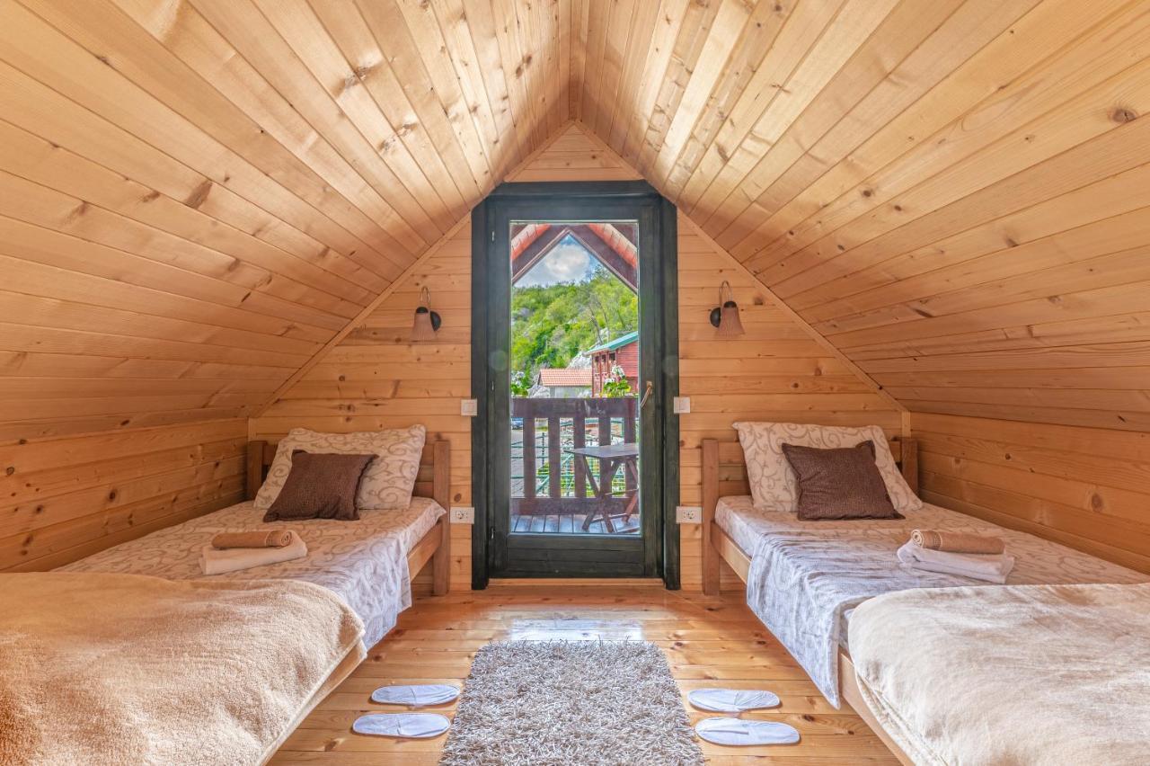 Holiday Village Ostrog Nikšić Екстериор снимка
