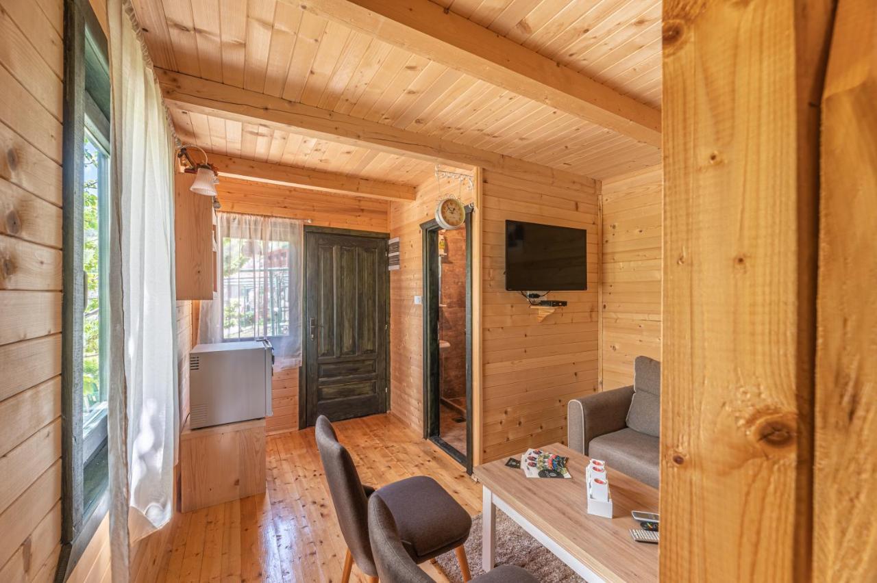 Holiday Village Ostrog Nikšić Екстериор снимка