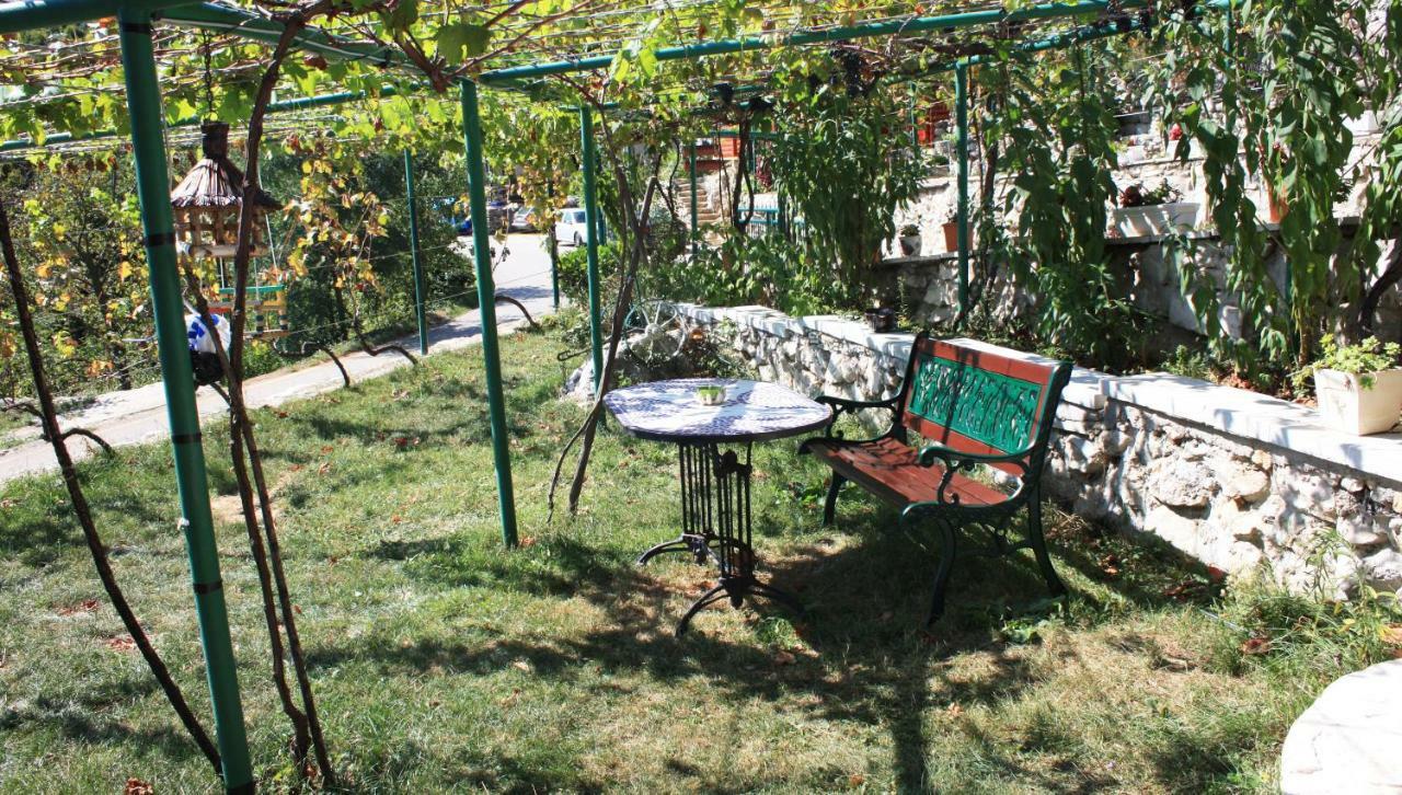 Holiday Village Ostrog Nikšić Екстериор снимка